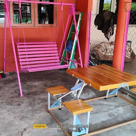 Homestay D' Tengah Bandar Куала Ромпин Екстериор снимка