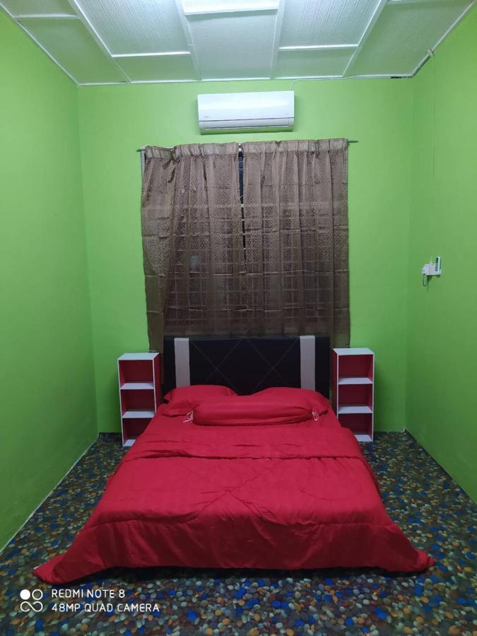 Homestay D' Tengah Bandar Куала Ромпин Екстериор снимка