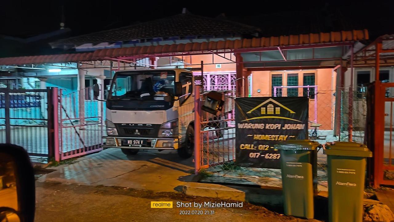 Homestay D' Tengah Bandar Куала Ромпин Екстериор снимка