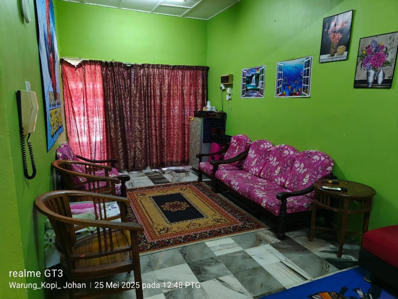 Homestay D' Tengah Bandar Куала Ромпин Екстериор снимка